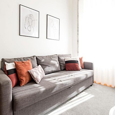 Lovelystay - Cativo Studio Downtown By Metro Station OOporto Exterior foto