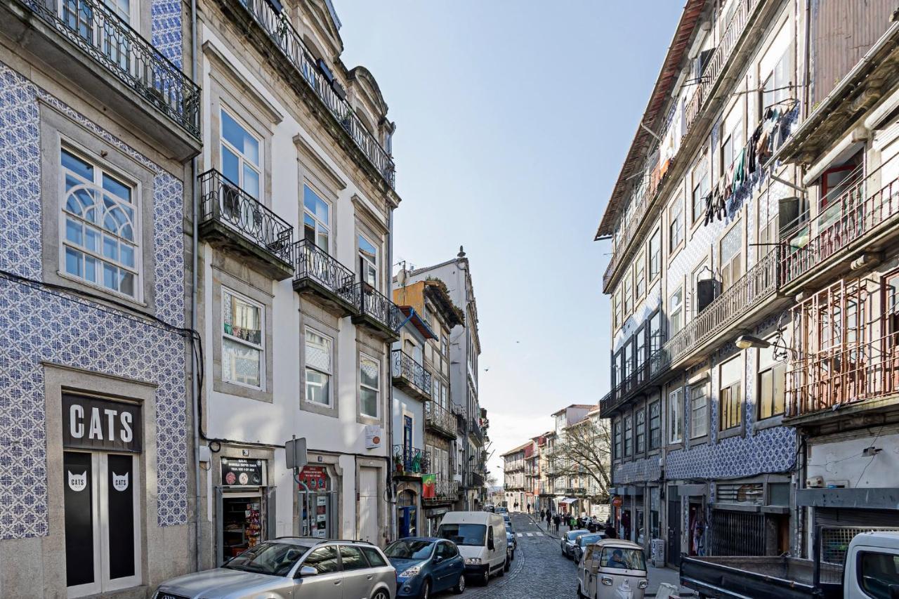 Lovelystay - Cativo Studio Downtown By Metro Station OOporto Exterior foto